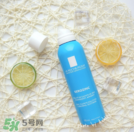 理膚泉藍(lán)噴和白噴哪個好？理膚泉藍(lán)噴怎么樣？