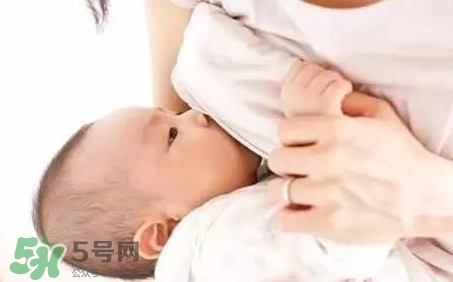 要上班了寶寶吃母乳怎么辦？要上班了寶寶不吃奶瓶怎么辦？