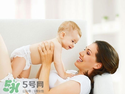 母乳喂養(yǎng)不能吃哪些東西？母乳喂養(yǎng)媽媽飲食注意事項(xiàng)