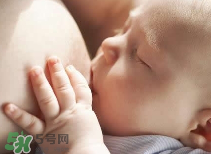 母乳能做什么？母乳可以放冰箱保鮮多久？