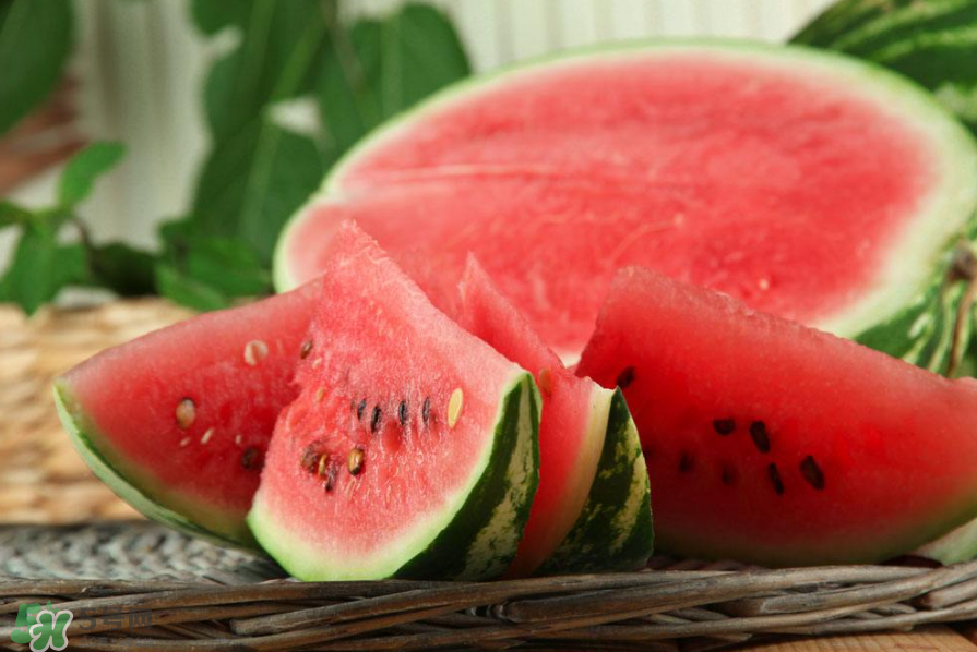 秋季養(yǎng)生食譜有哪些？秋季健康靠這些
