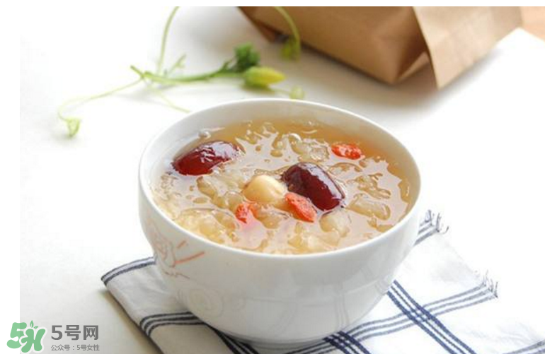 秋天吃什么養(yǎng)生？秋天養(yǎng)生食譜