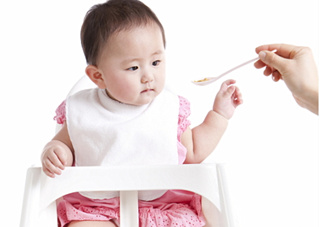 寶寶不吃輔食怎么辦？5個小妙招讓寶寶乖乖吃輔食