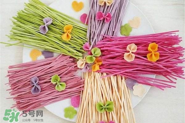寶寶多大能吃調(diào)料？給寶寶輔食加調(diào)料的原則