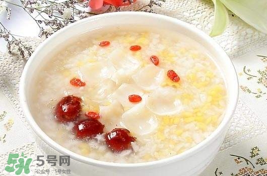 寶寶多大能吃調(diào)料？給寶寶輔食加調(diào)料的原則