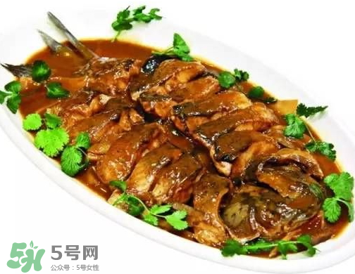 青魚怎么做好吃又簡單？青魚怎么做不腥？