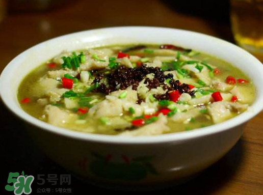 鰱魚可以做酸菜魚嗎？鰱魚怎么做酸菜魚？