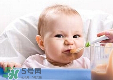 新生兒痤瘡多久會好？新生兒痤瘡能用百多邦嗎？