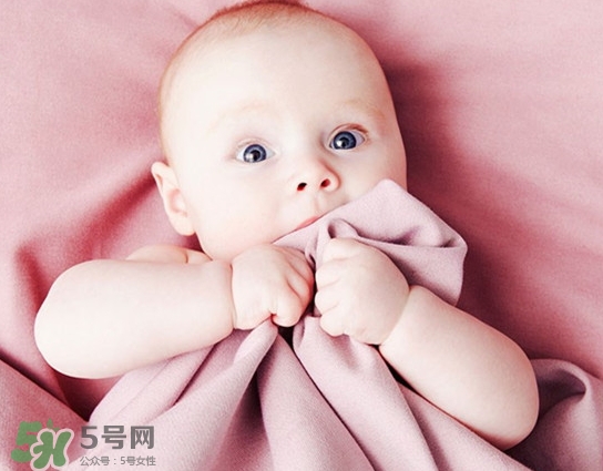 寶寶說話早晚和智力有關系嗎？寶寶說話晚怎么辦？