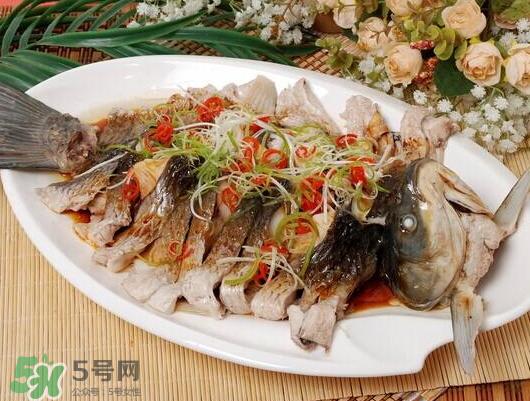 鰱魚可以清蒸嗎？清蒸鰱魚怎么做好吃？