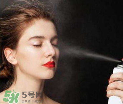 干皮用什么定妝？干皮怎么定妝?