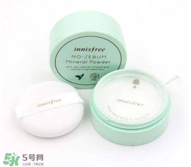 定妝噴霧好還是散粉？定妝噴霧在散粉后用嗎？