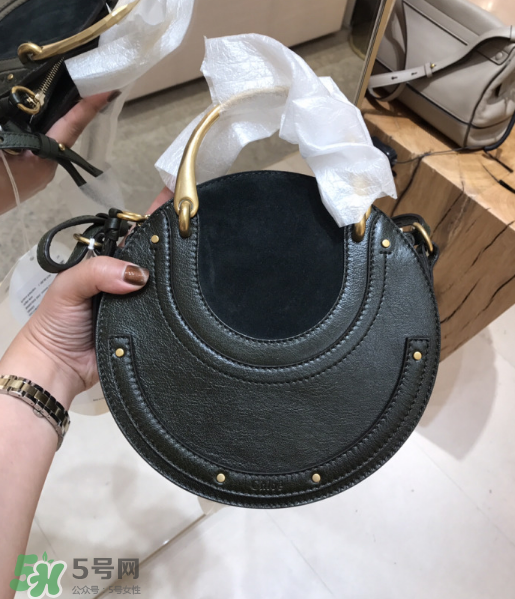 chloe pixie尺寸多大？蔻依17秋冬新款圓形包包尺寸介紹