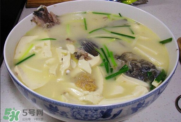 生孩子時吃什么易助產(chǎn)？生孩子時吃巧克力