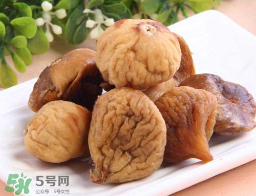 無花果干一天能吃多少？無花果干吃多了會怎樣