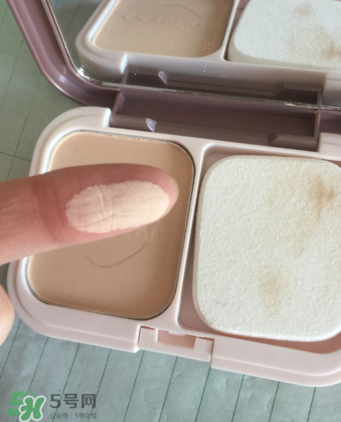 卡姿蘭粉餅好用嗎？卡姿蘭粉餅怎么樣？