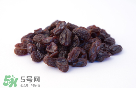 西梅干真的能解決便秘嗎？西梅干怎么吃治便秘？
