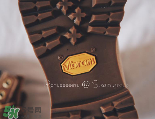 off white與timberland聯(lián)名6英寸大黃靴實(shí)物什么樣？