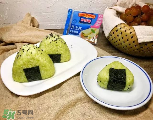 牛油果沙拉怎么做？牛油果沙拉用什么醬？