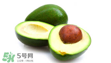 牛油果果汁怎么做？牛油果和什么榨汁好喝？