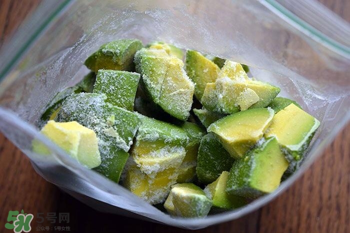 牛油果隔夜了還能吃嗎？牛油果可以冷凍保存嗎？