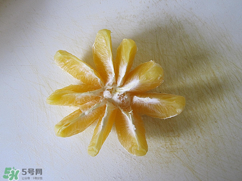 牛油果沙拉怎么做？牛油果沙拉用什么醬？