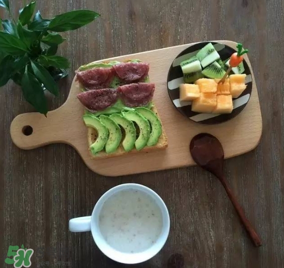 牛油果是什么味道？牛油果是甜的嗎？