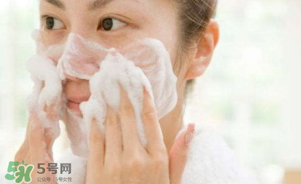 氨基酸潔面是什么？氨基酸洗面奶總結(jié)