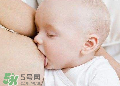寶寶突然不吃母乳了怎么回事？寶寶不吃母乳是為什么？