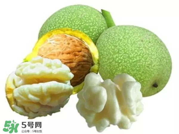 新鮮核桃怎么吃？新鮮核桃怎么給寶寶吃？