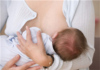 寶寶突然不吃母乳了怎么回事？寶寶不吃母乳是為什么？