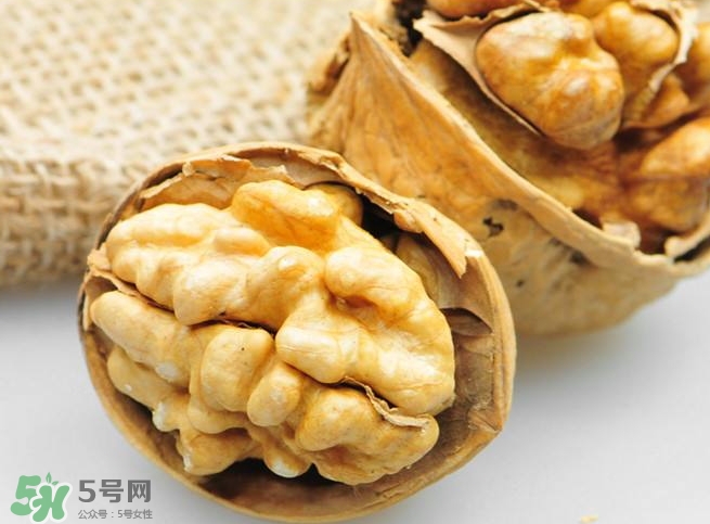 長(zhǎng)期吃核桃有副作用嗎？核桃的副作用很大嗎？