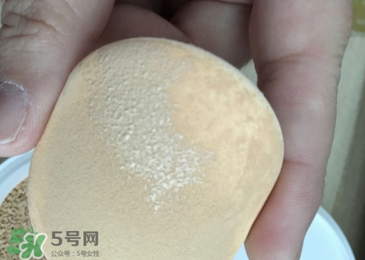 蘭蔻小粉盒適合什么膚質(zhì)？