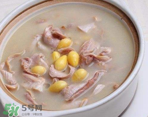 營養(yǎng)在湯里還是肉里？煲湯小訣竅