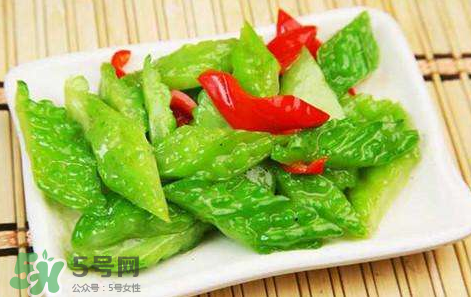 什么泡水喝能清熱降火？清熱降火吃什么？