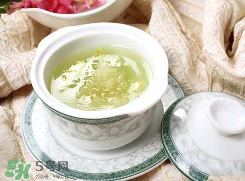 雪蛤和燕窩哪個好？雪蛤和燕窩的區(qū)別