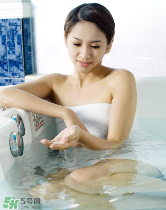 乳腺炎是熱敷還是冷敷？乳腺炎應(yīng)該熱敷還是冷敷？