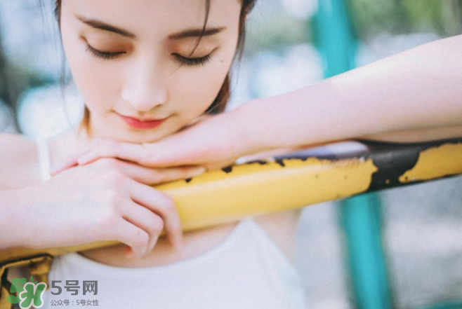 乳腺炎吃什么藥好得快？乳腺炎吃阿莫西林管用嗎？