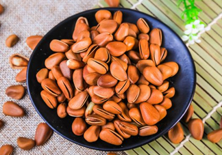 松籽什么季節(jié)采摘？吃松籽有什么好處？