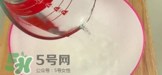 護(hù)發(fā)素能當(dāng)柔順劑嗎？護(hù)發(fā)素當(dāng)柔順劑好不好