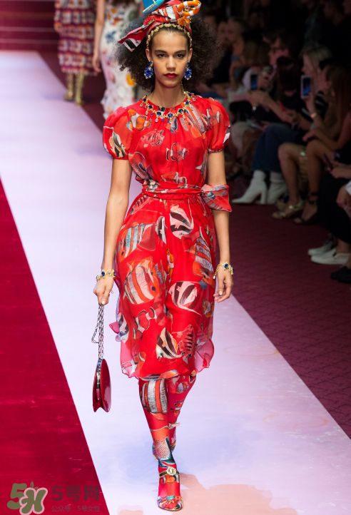 dolce gabbana2018春夏系列服裝怎么樣_好看嗎？