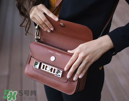 proenza schouler是什么牌子？proenza schouler是奢侈品嗎？