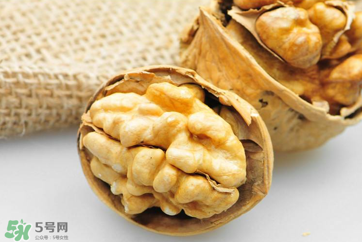 核桃開裂怎么辦？核桃為什么會(huì)開裂？