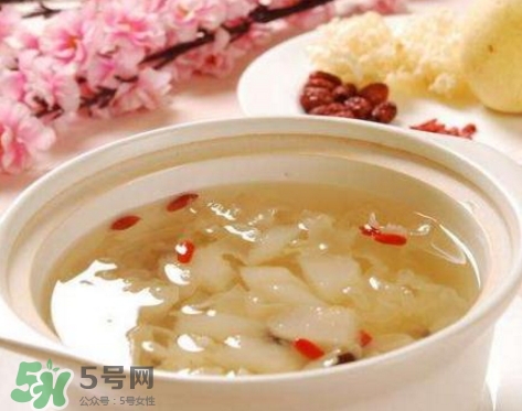 什么食物潤肺止咳？潤肺止咳湯的做法大全 
