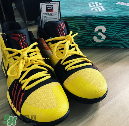 nike kyrie3 mamba mentality怎么樣？歐文3李小龍配色開箱測評(píng)
