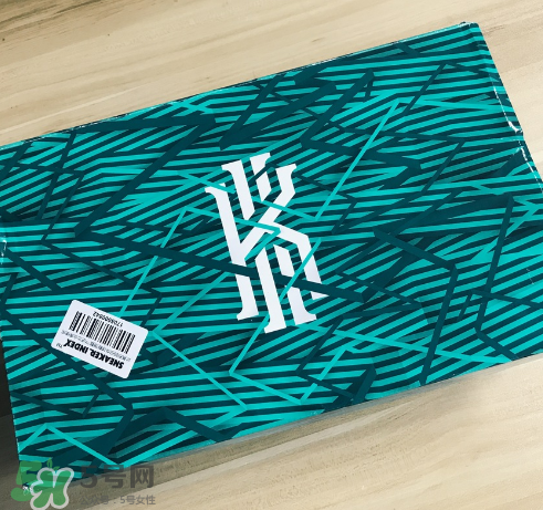 nike kyrie3 mamba mentality怎么樣？歐文3李小龍配色開箱測評(píng)