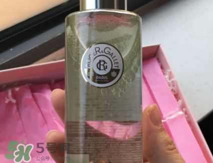 香邂格蕾古法凝光醋萃爽膚水怎么用？