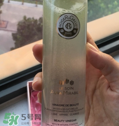 香邂格蕾古法凝光醋萃爽膚水怎么用？