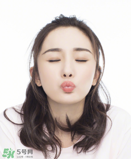 墊下巴會(huì)顯得臉小嗎？墊下巴會(huì)一直婆婆嘴嗎？