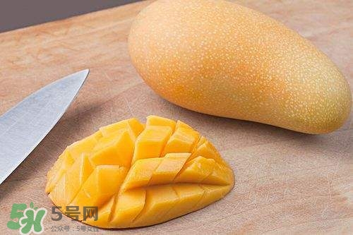 買芒果怎么挑？怎么辨別芒果是不是催熟的？